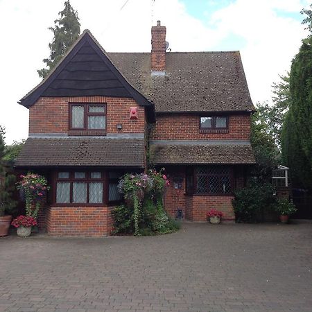 Tudor Cottage Bed & Breakfast 剑桥 外观 照片