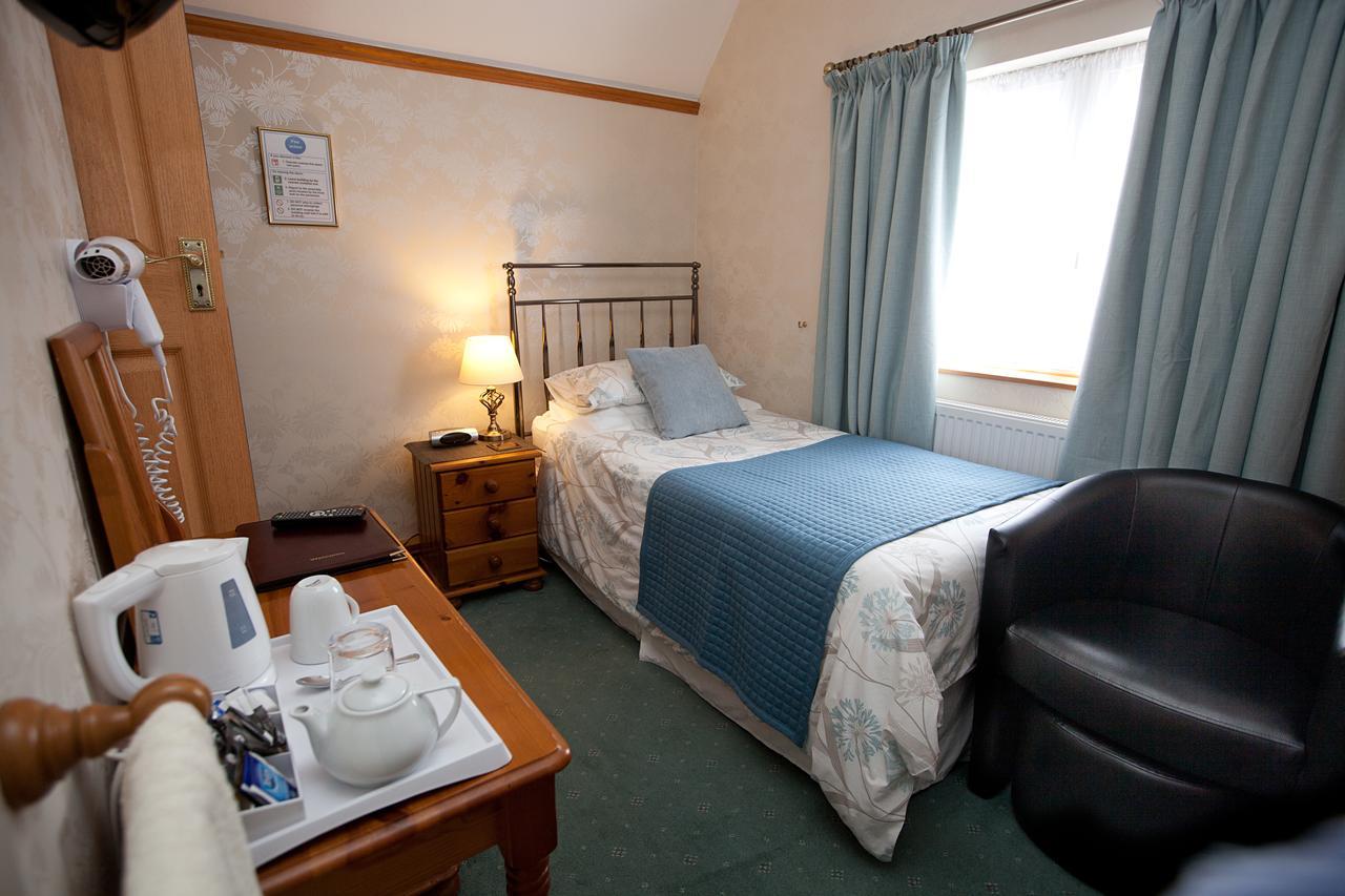 Tudor Cottage Bed & Breakfast 剑桥 外观 照片