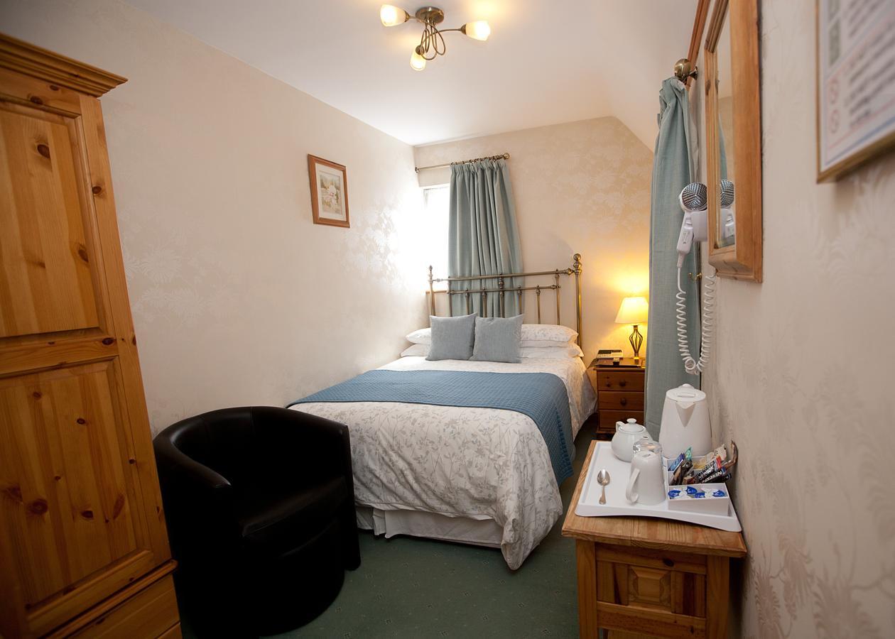 Tudor Cottage Bed & Breakfast 剑桥 外观 照片